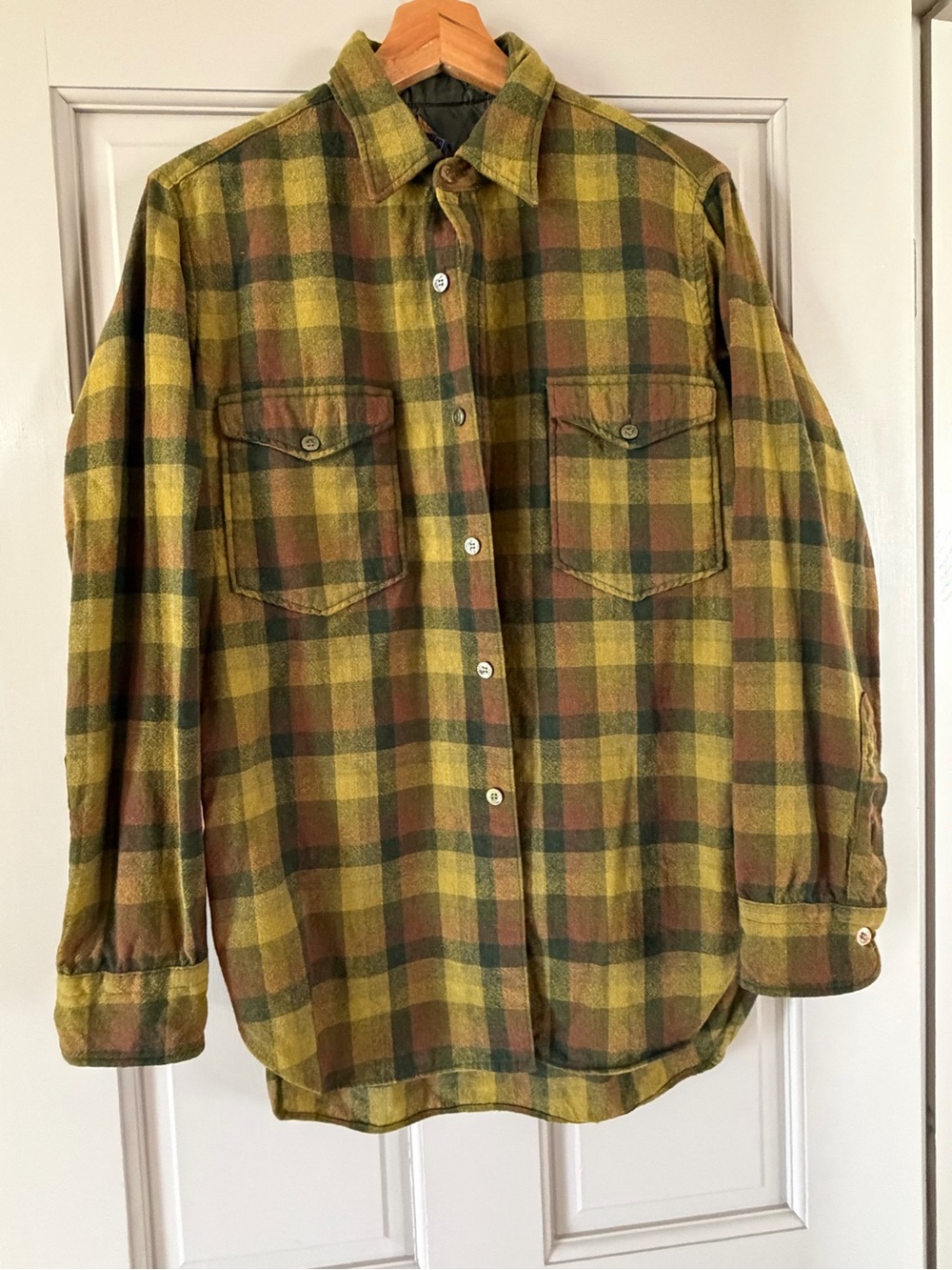 Vintage Pendleton 100% Virgin Wool Plaid Flannel Shirt Jacket Green Brown